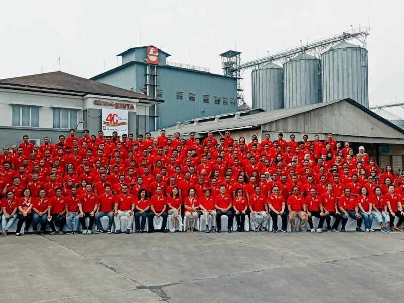 foto-bersama-pt-sinta-prima-feedmill